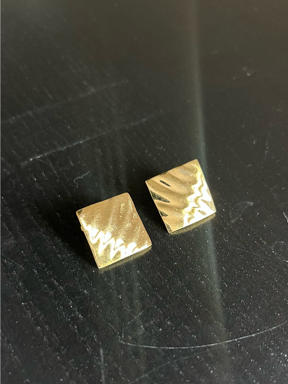TRIFARI Gold Tone Diamond Shaped Post Earrings with Ripple Effect Vintage!